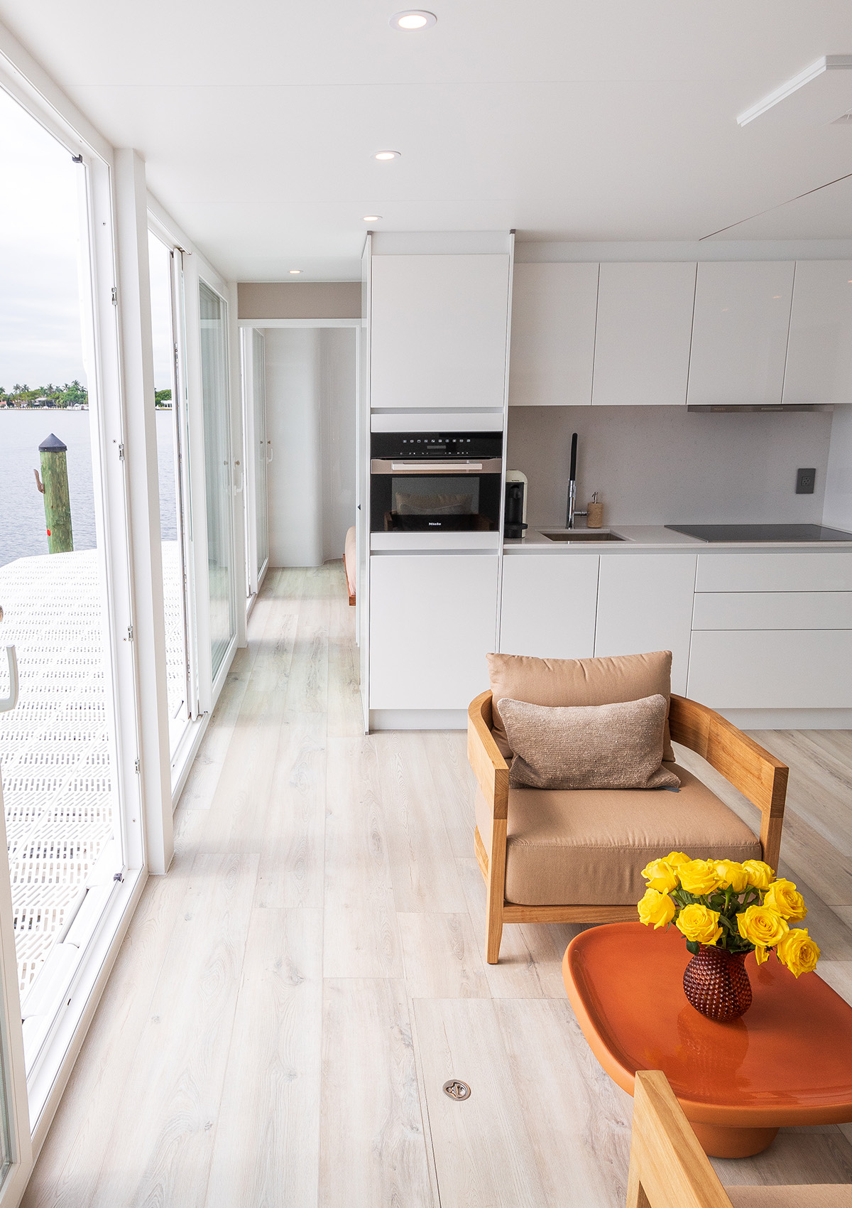 White Häcker kitchen area